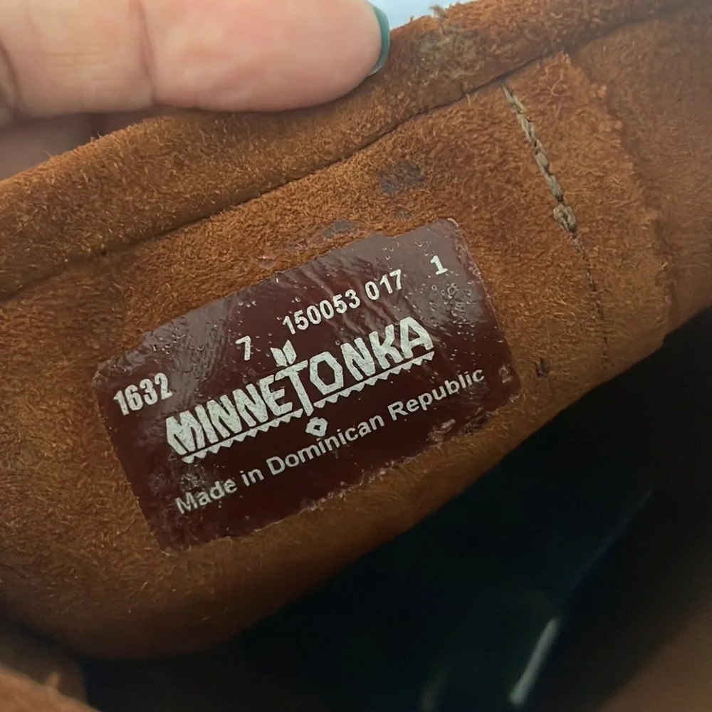 Minnetonka Bohemian 3 layer fringe mid calf boots size 7